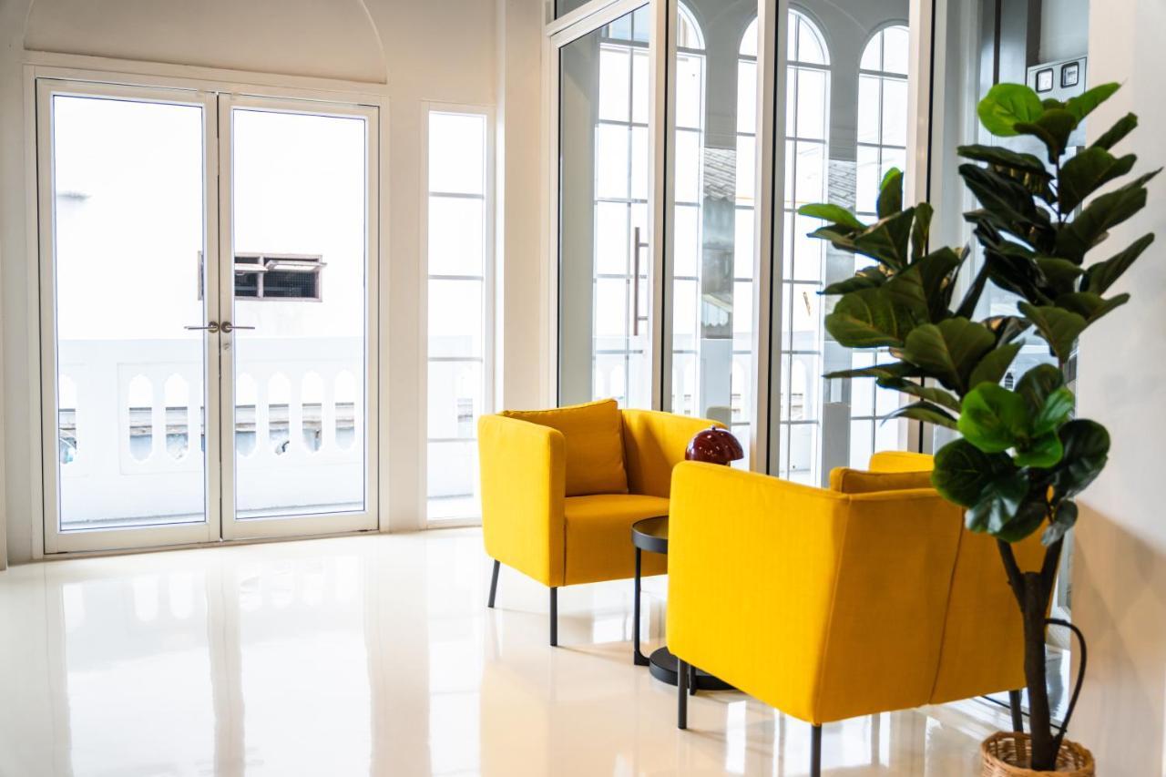 Pier 808 Hostel Банкок Екстериор снимка